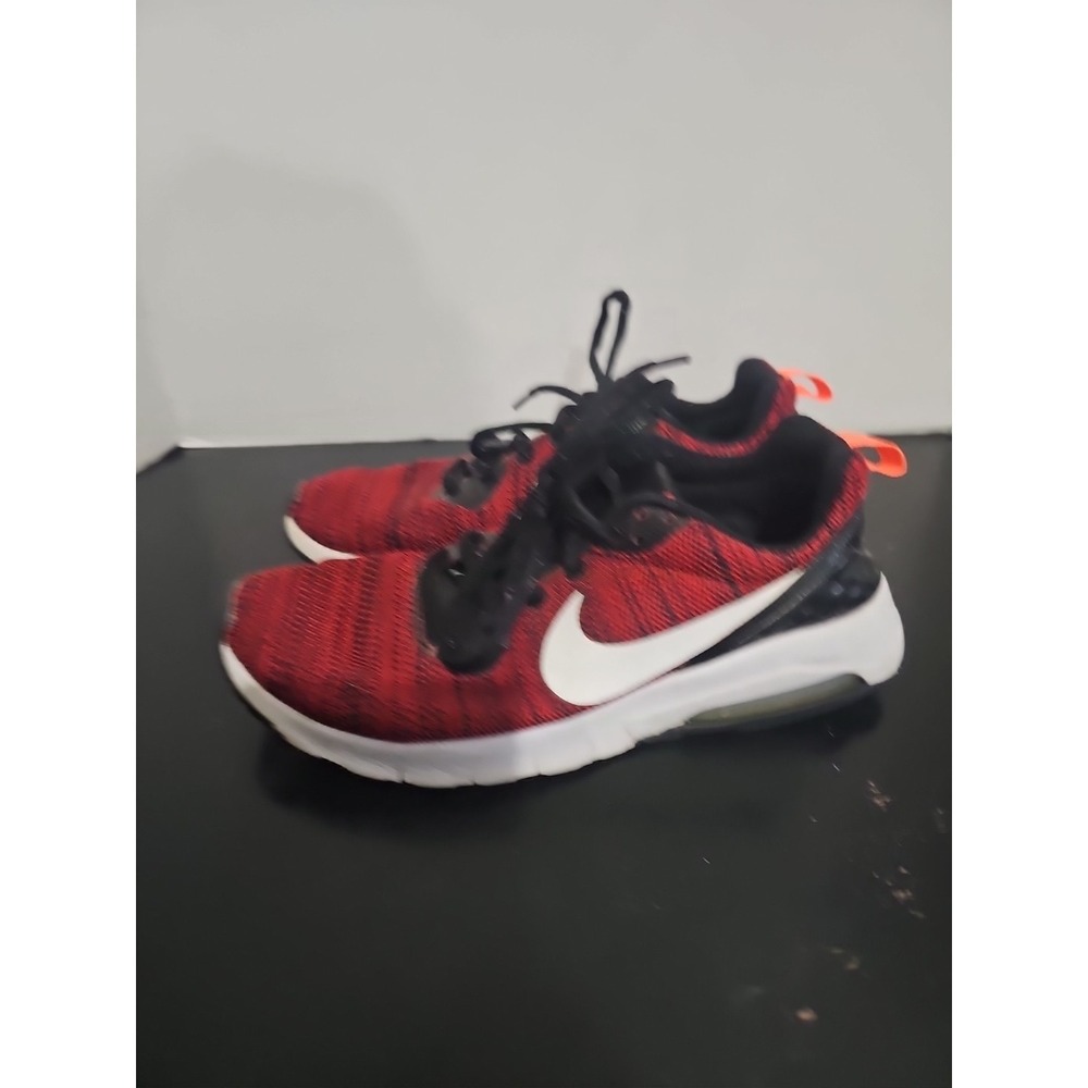 Nike Air Max Motion 2 Kids Red Black Running Shoes Size 5Y Youth Sneakers - Picture 4 of 6